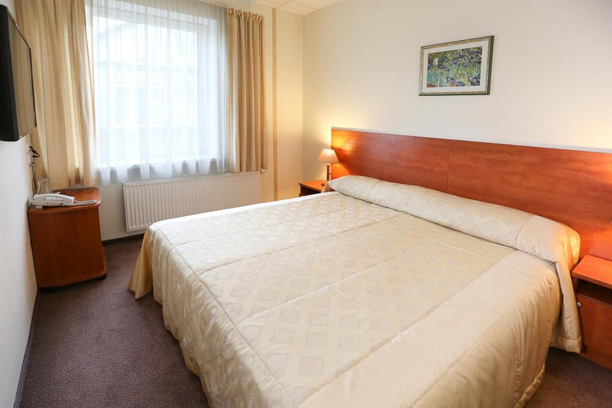 Smelyne Hotel Panevėžys Eksteriør billede